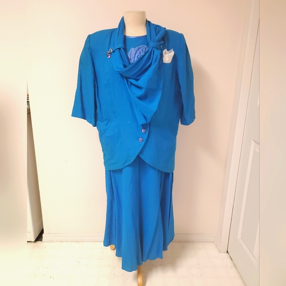 80s Cerulean Jacket, Top & Skirt 3-Piece Set with Floral Applique and Beading - Picture 6 of 16